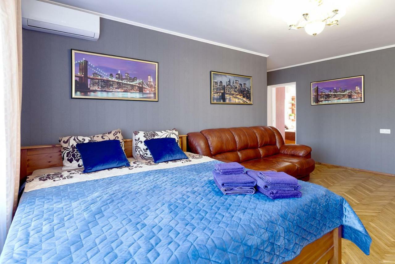 L3-82 Main Street- Modern New Three 3 Separate 3Bedrooms 100 M2 - Central Location, Metro Palace Of Sports - Gulliver Mall, Arena City Kiev Bagian luar foto