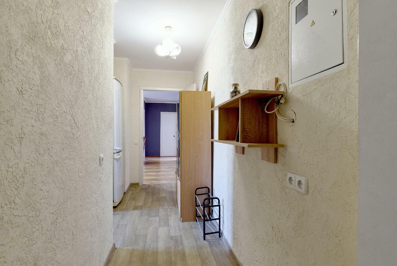 L3-82 Main Street- Modern New Three 3 Separate 3Bedrooms 100 M2 - Central Location, Metro Palace Of Sports - Gulliver Mall, Arena City Kiev Bagian luar foto
