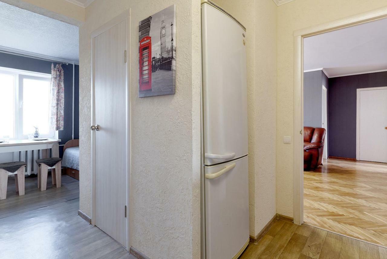 L3-82 Main Street- Modern New Three 3 Separate 3Bedrooms 100 M2 - Central Location, Metro Palace Of Sports - Gulliver Mall, Arena City Kiev Bagian luar foto