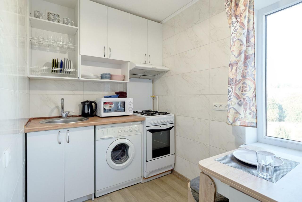 L3-82 Main Street- Modern New Three 3 Separate 3Bedrooms 100 M2 - Central Location, Metro Palace Of Sports - Gulliver Mall, Arena City Kiev Bagian luar foto